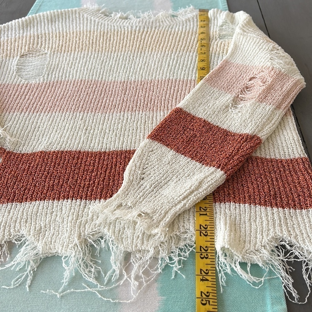 Le Lis Distressed Striped Knit Sweater Shark Bite Hem Boho Size S - Picture 8 of 8